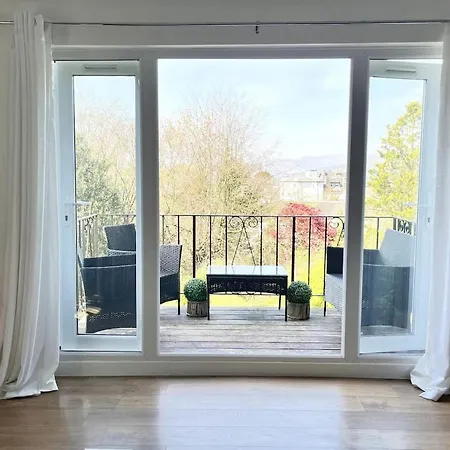 Pet Friendly, Lake View, Parking, Golf Nearby Bowness-on-Windermere Exterior photo