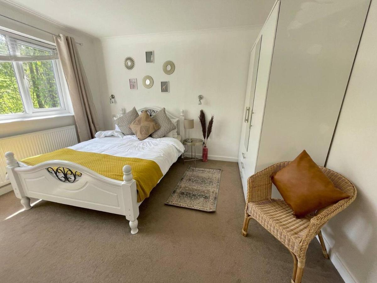 Pet Friendly, View, Parking, Golf Nearby Bowness-on-Windermere