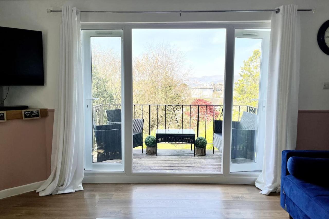 Pet Friendly, View, Parking, Golf Nearby Apartment Bowness-on-Windermere